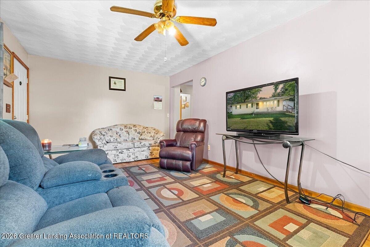 6918 Maynard Road Portland, MI 48875 - Photo 9 of 21 10-Media Jett -08