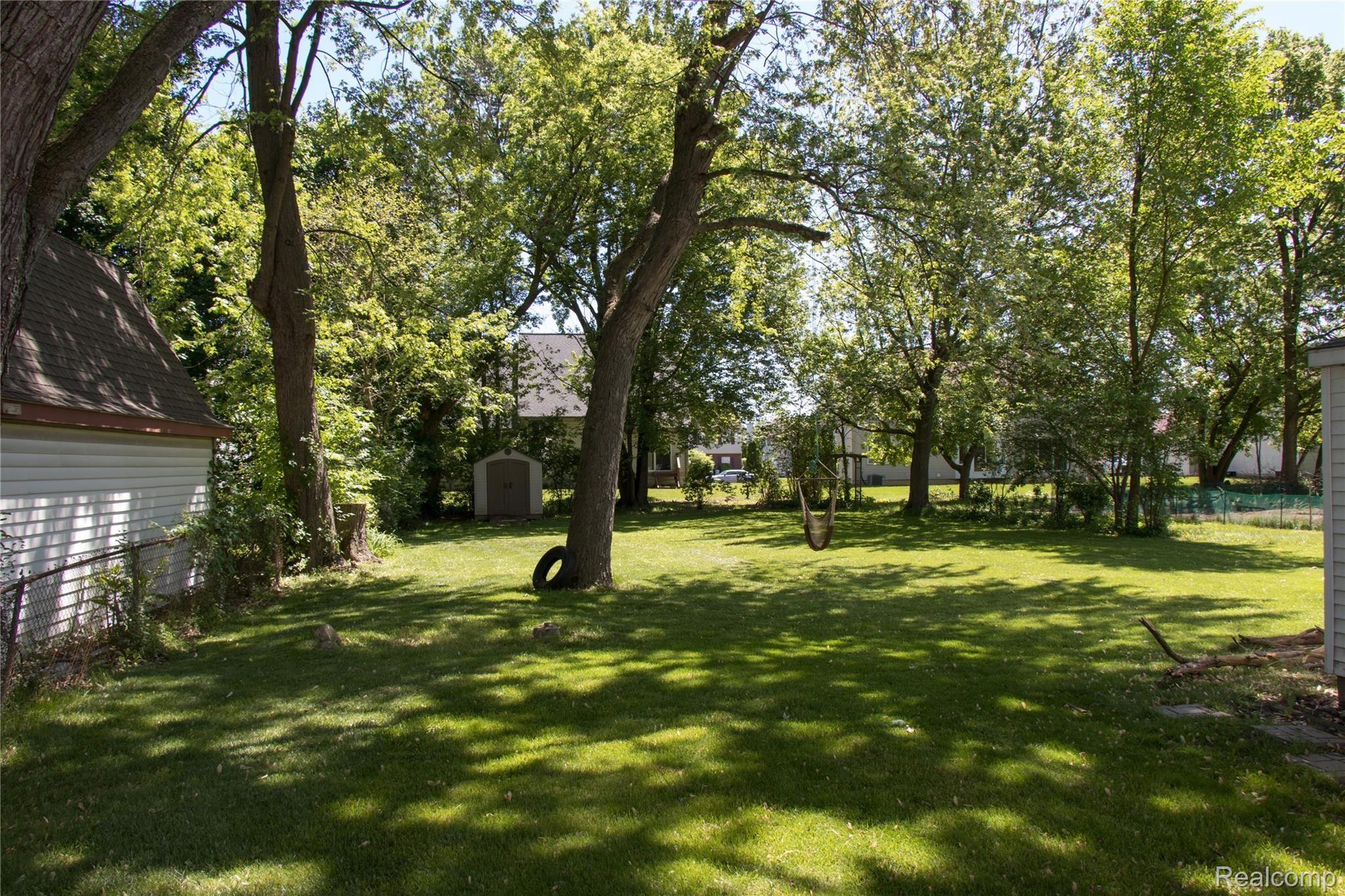 7085 Belleville Road Belleville, MI 48111 - Photo 3 of 27 Outside - Backyard 1.jpg