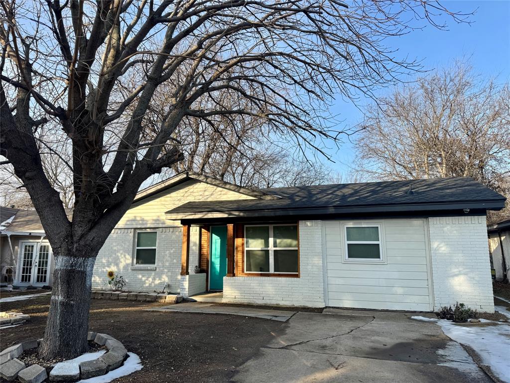 413 Southwest 14th Street Grand Prairie, TX 75051 - Photo 2 of 11