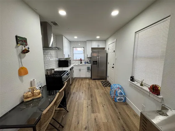 $2,200 | 413 Southwest 14th Street, Grand Prairie, TX 75051