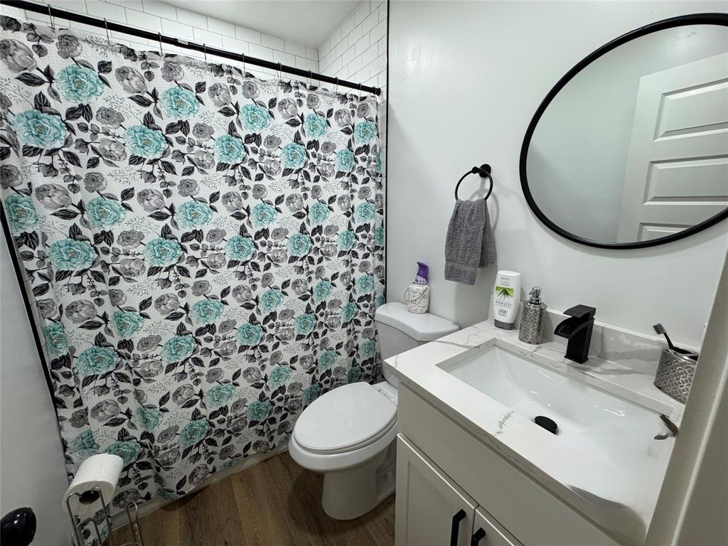 413 Southwest 14th Street Grand Prairie, TX 75051 - Photo 10 of 11