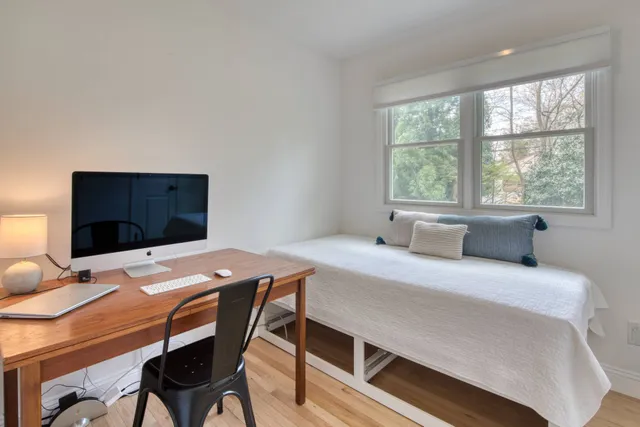 $18,000 | 52 Cedar Drive, East Hampton, NY 11937