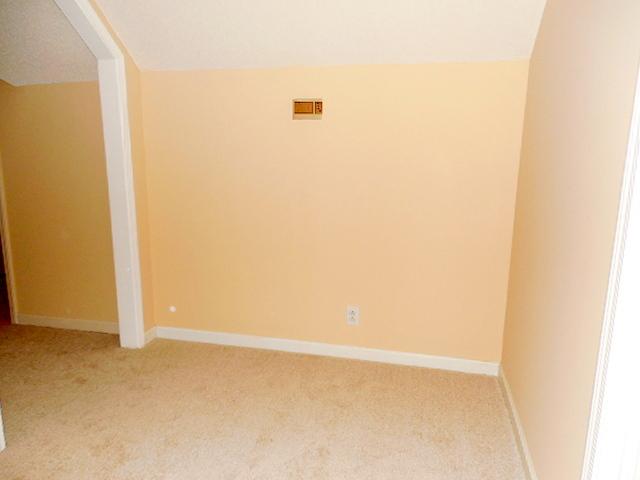 314 Thetahill Road Murfreesboro, TN 37130 - Photo 15 of 19 Landing at Top of Stairs with New Carpet, Perfect for Computer Station