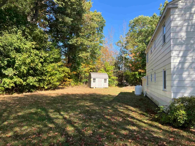 $2,400 | 6 Willowbrook Drive, Rochester, NH 03867