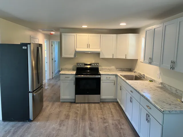 $2,400 | 6 Willowbrook Drive, Rochester, NH 03867