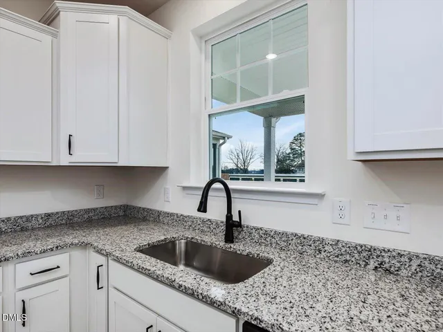 $325,820 | 1584 Briar Brook Lane, Zebulon, NC 27597