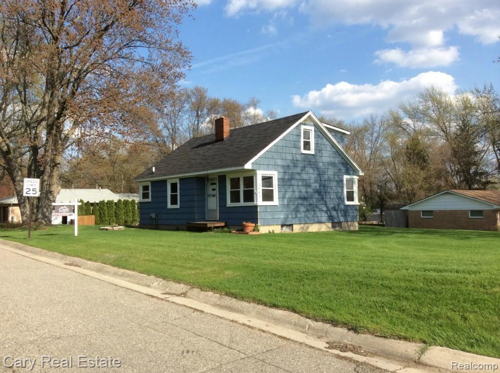 2065 Union Lake Road Commerce Township, MI 48382 - Photo 2 of 12 union 4.jpg