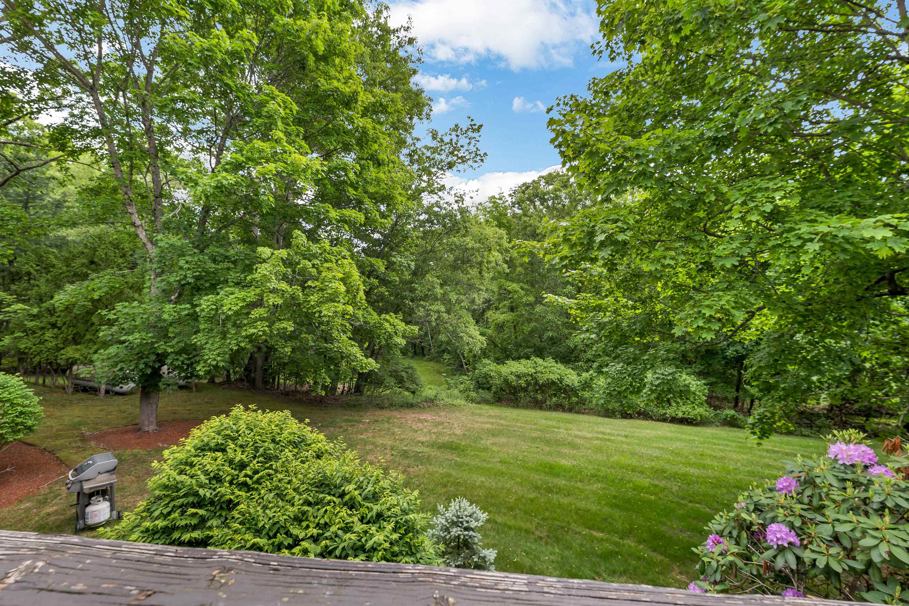 51 Stacey Circle Windham, NH 03087 - Photo 27 of 60