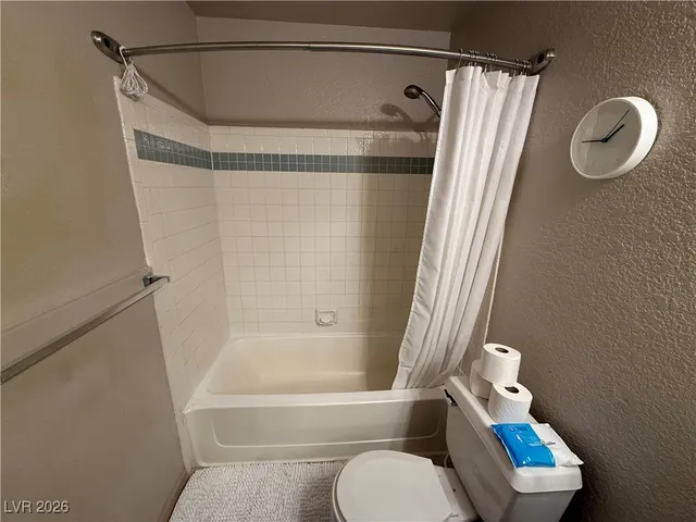 $1,050 | 240 Mission Catalina Lane, Unit 204, Las Vegas, NV 89107