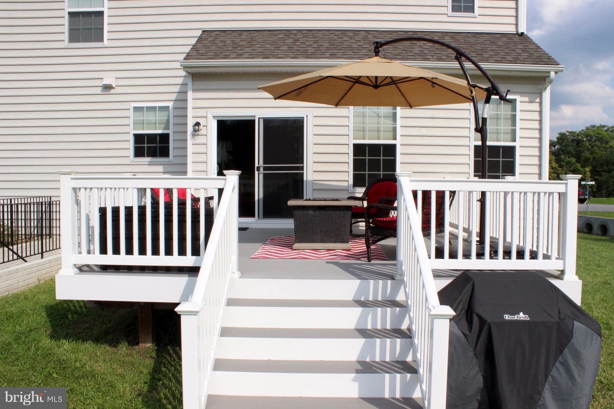 360 Hot Wheels Drive Ranson, WV 25438 - Photo 22 of 24 Exterior (Rear)