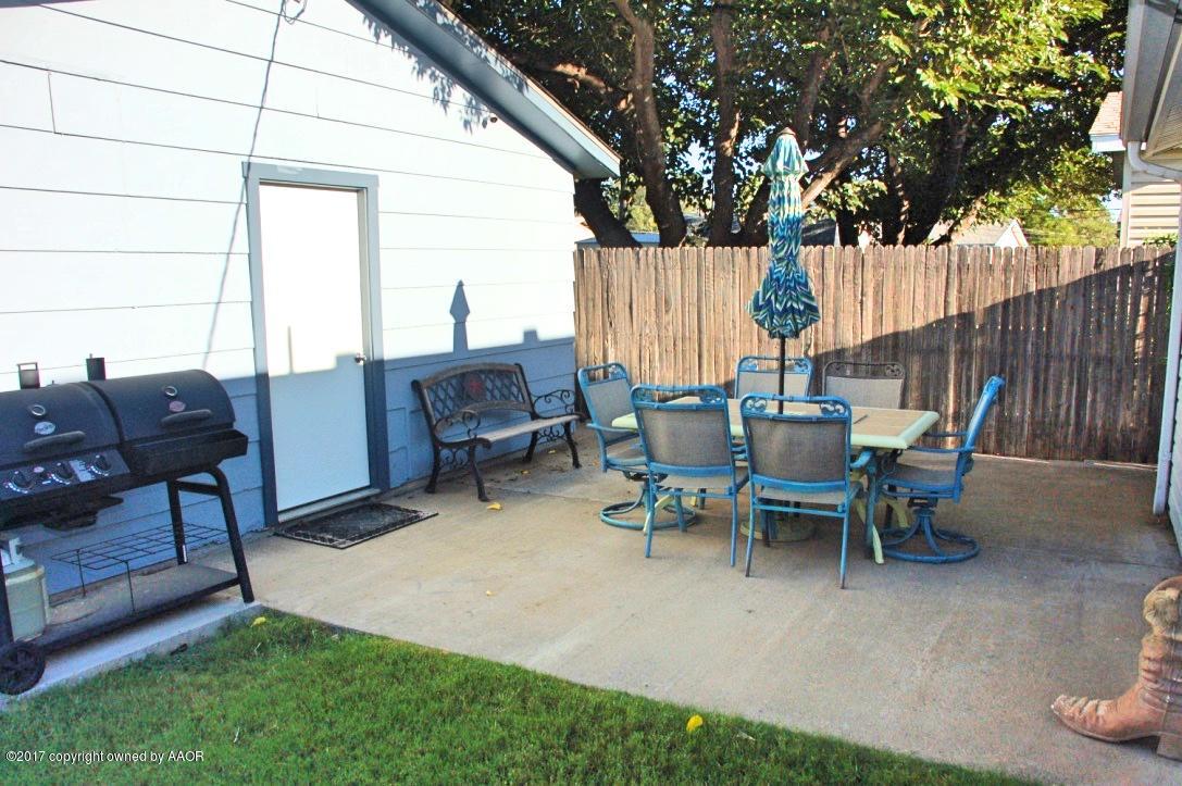 5116 Crockett Street Amarillo, TX 79110 - Photo 26 of 33 Back Patio