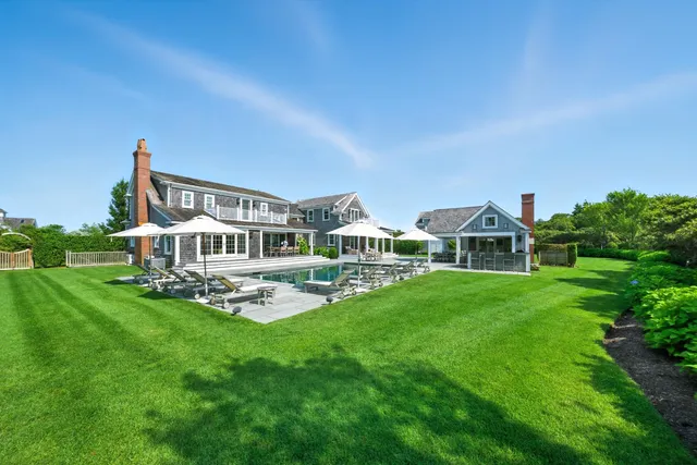 $10,495,000 | 24 Flintlock Road, Nantucket, MA 02554