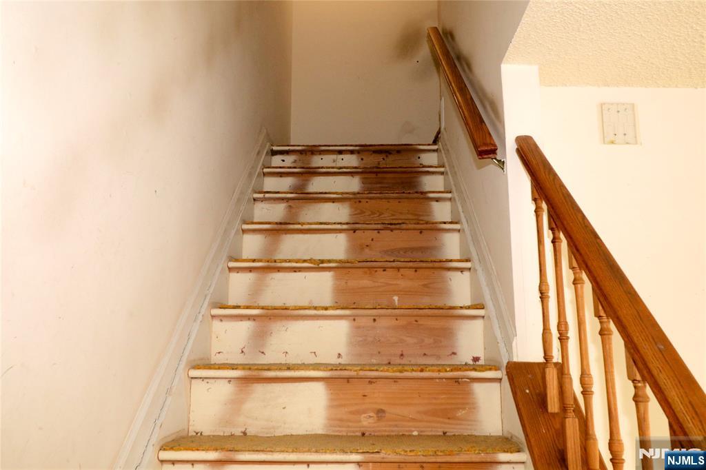 12 Rutgers Drive Newark, NJ 07103 - Photo 11 of 23 a view of entryway