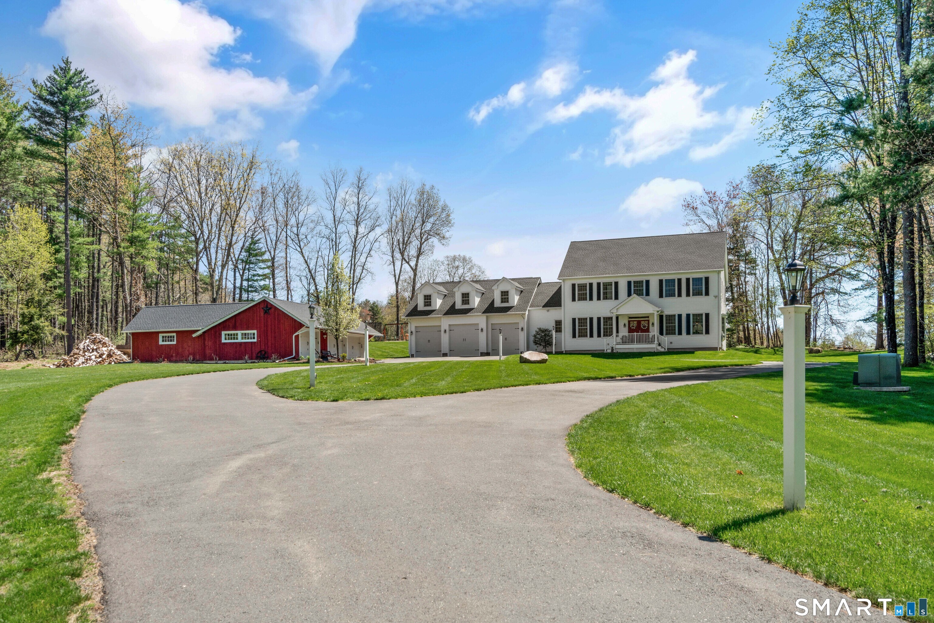 152 Old Farms Road Simsbury, CT 06070 - Photo 2 of 40 Detached 4 car garage with heat and electricity