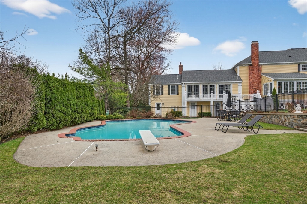 21 Greybirch Road Andover, MA 01810 - Photo 35 of 42