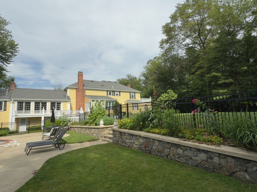 21 Greybirch Road Andover, MA 01810 - Photo 37 of 42