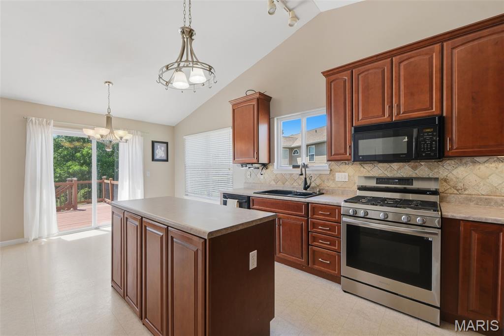 48 Aspen Ridge Court St. Peters, MO 63376 - Photo 6 of 26