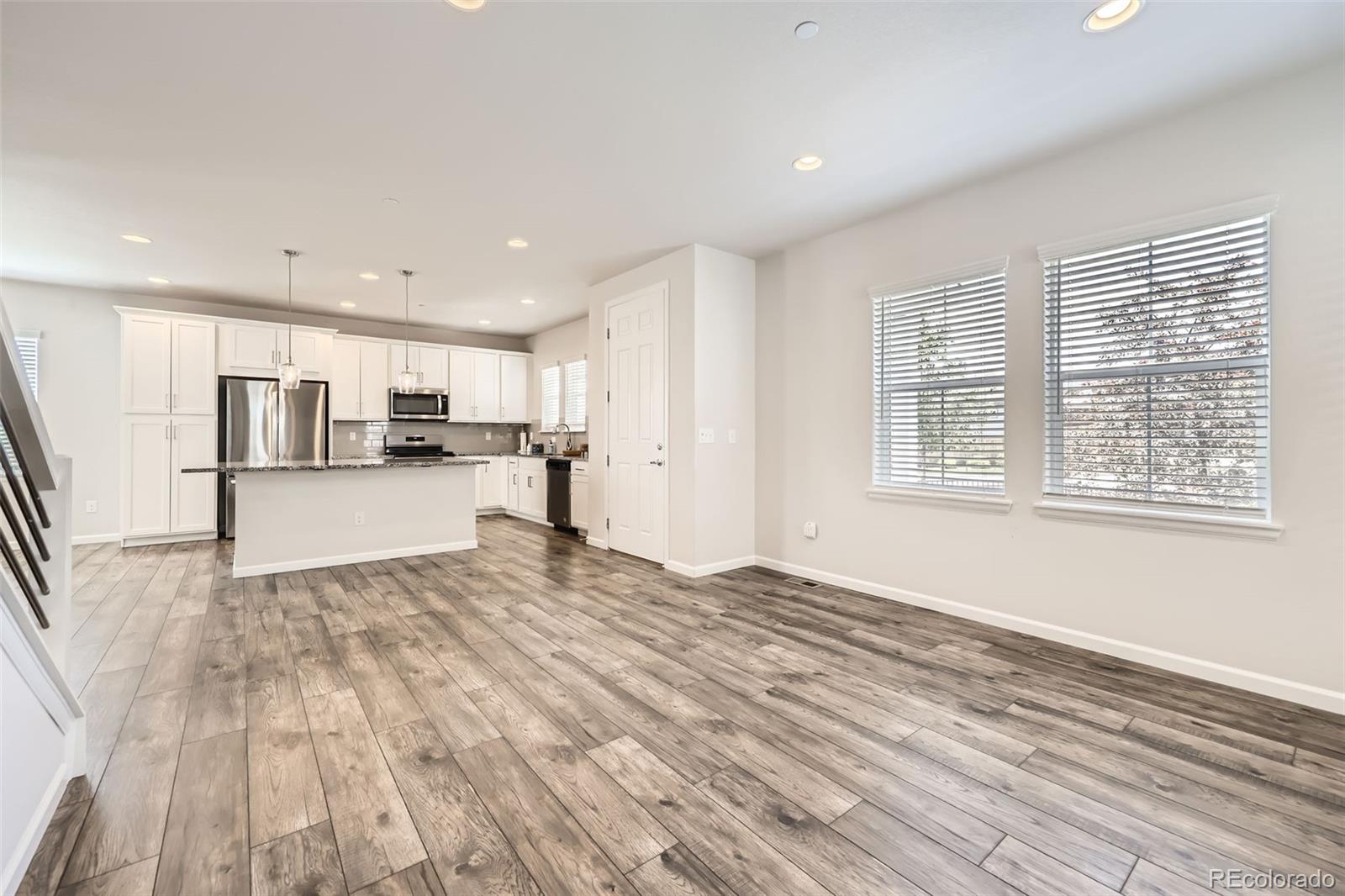 9111 West 100th Way Westminster, CO 80021 - Photo 7 of 33