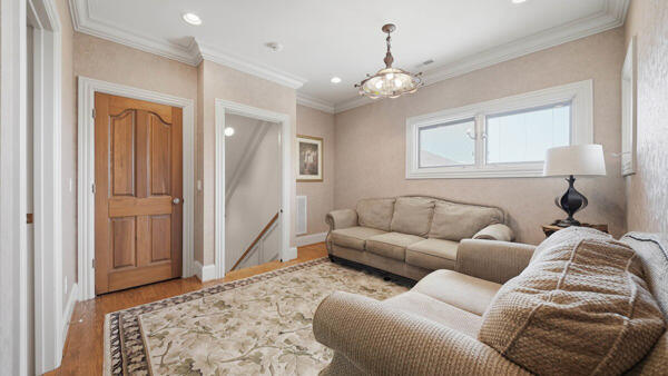 424 Hewgleys Road South Pittsburg, TN 37380 - Photo 41 of 53 Upstairs Sitting Area