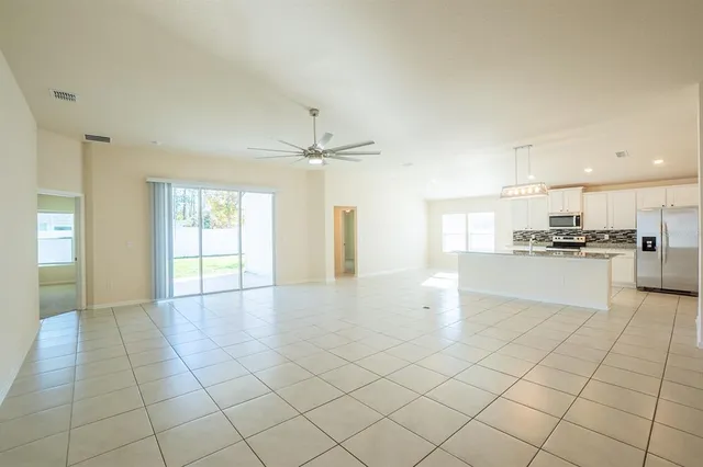 $434,900 | 1 Zinnia Court, Palm Coast, FL 32164
