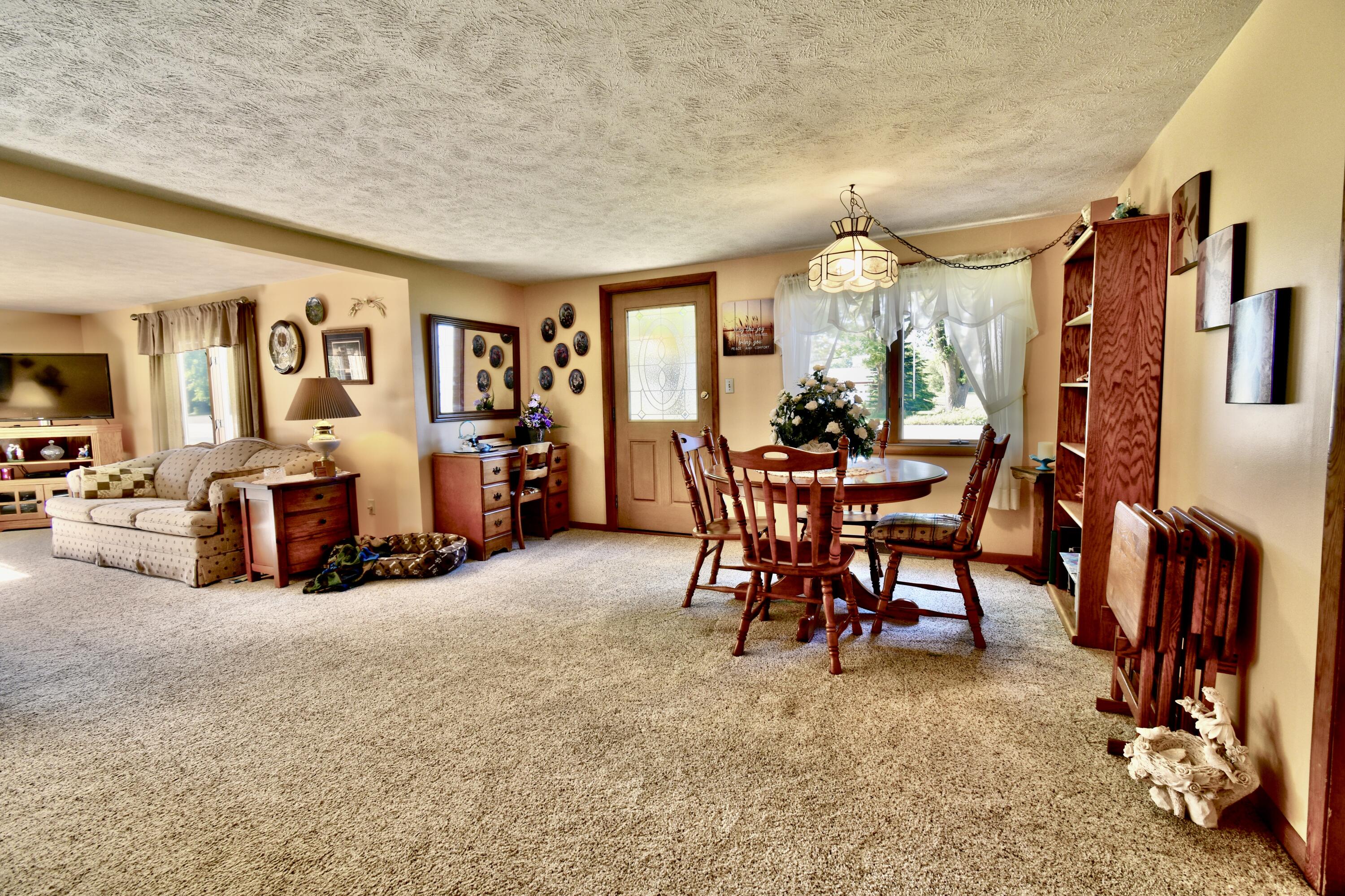 8754 East Monroe Road Wheeler, MI 48662 - Photo 16 of 110 DSC_2582_3_4