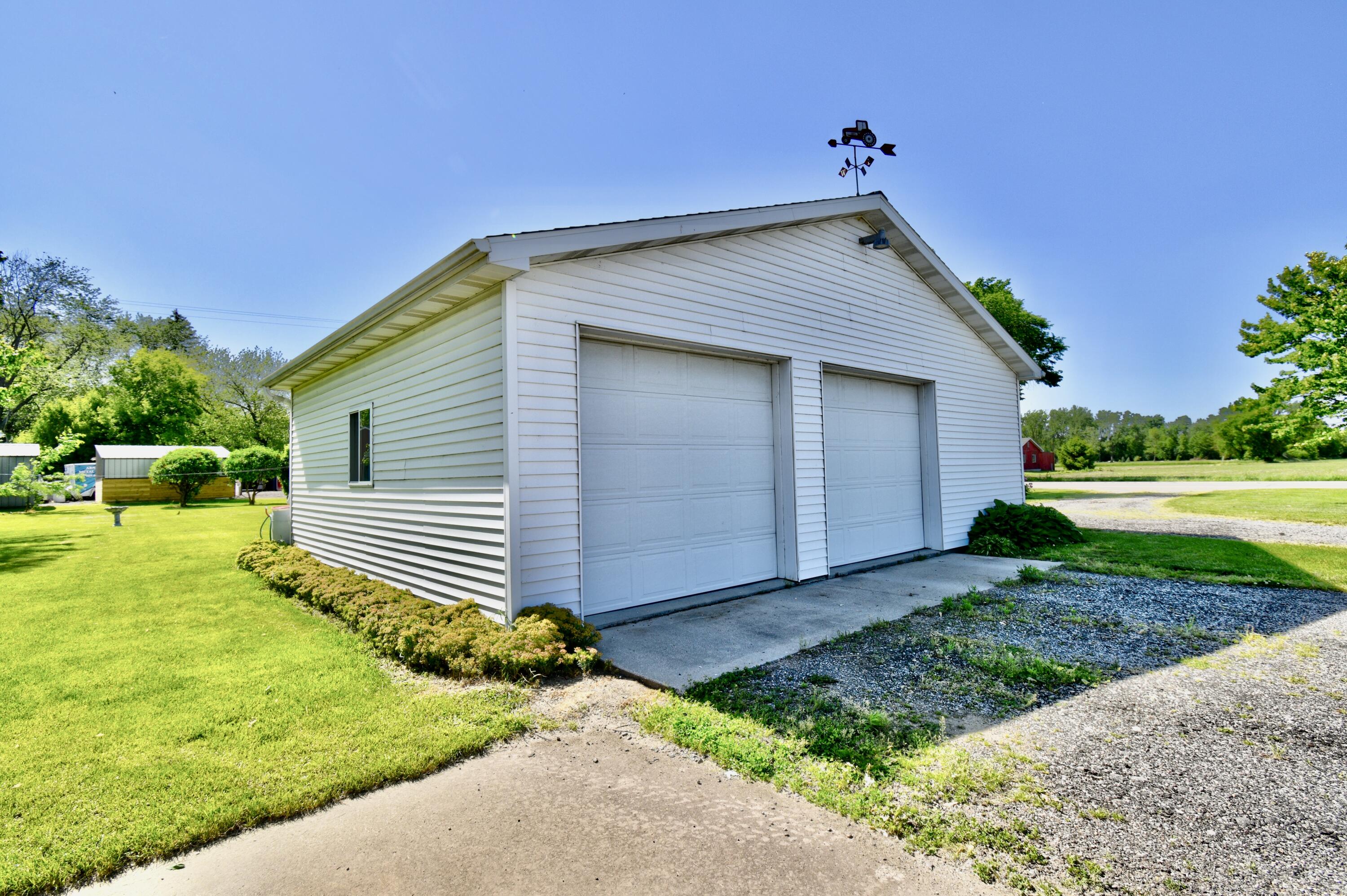 8754 East Monroe Road Wheeler, MI 48662 - Photo 52 of 110 DSC_2249_50_51