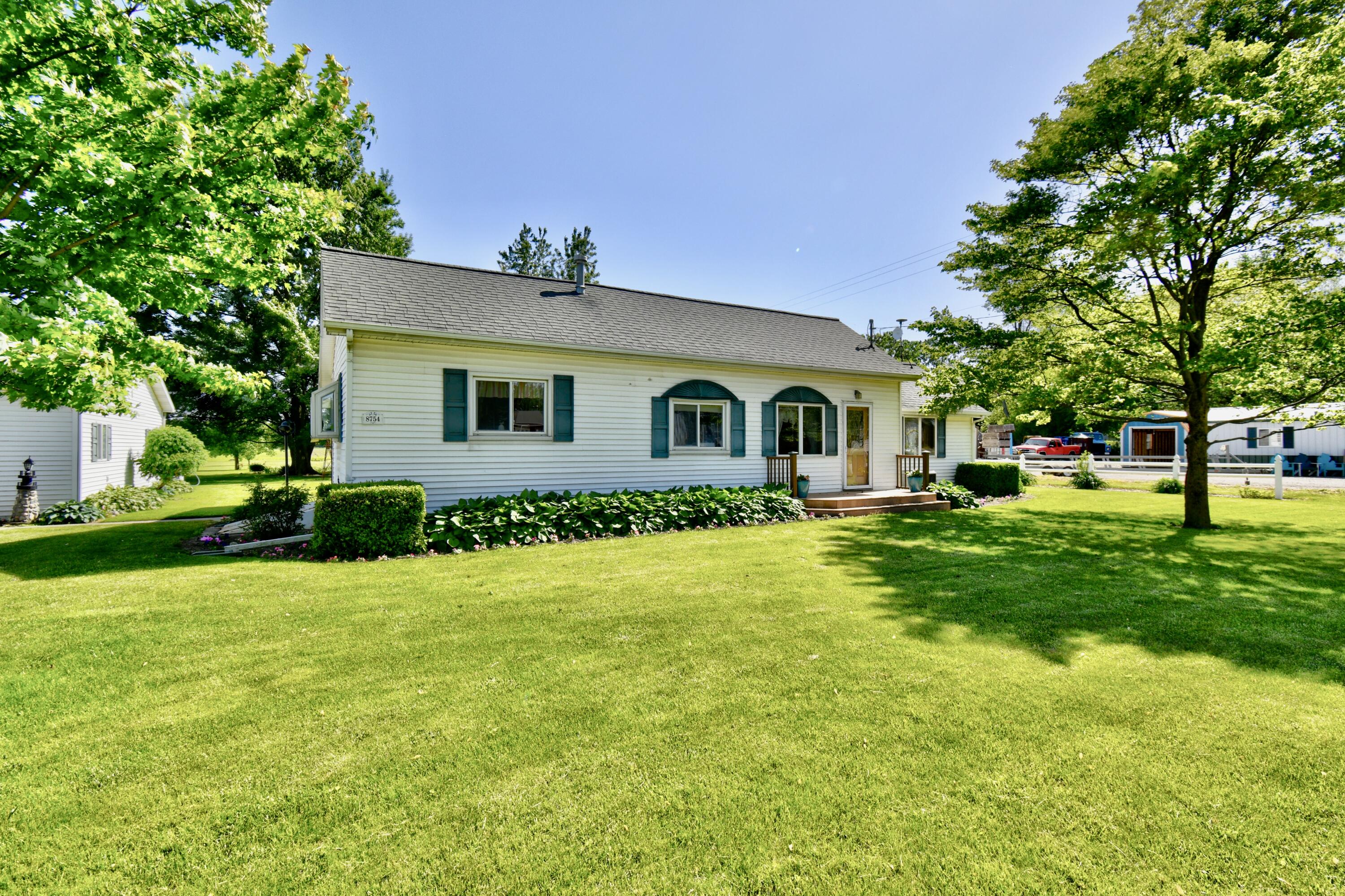8754 East Monroe Road Wheeler, MI 48662 - Photo 79 of 110 DSC_2324_5_6