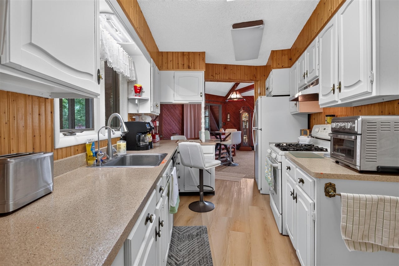 1916 Ackerson Lake Road Jackson, MI 49201 - Photo 11 of 81 Gallery Image 11