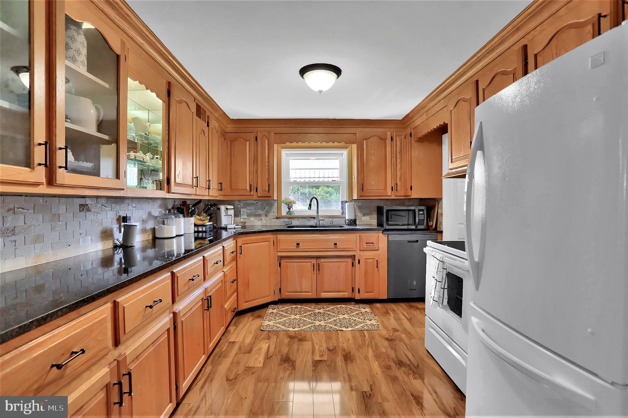 156 Big Mt Road Thomasville, PA 17364 - Photo 15 of 42 Gallery Image 15