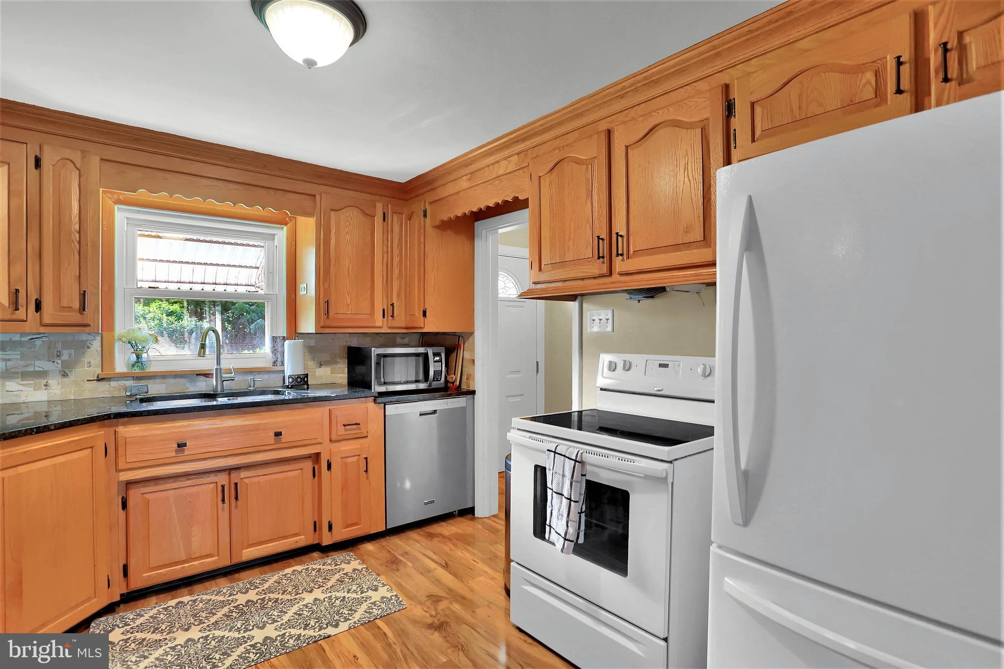 156 Big Mt Road Thomasville, PA 17364 - Photo 16 of 42 Gallery Image 16
