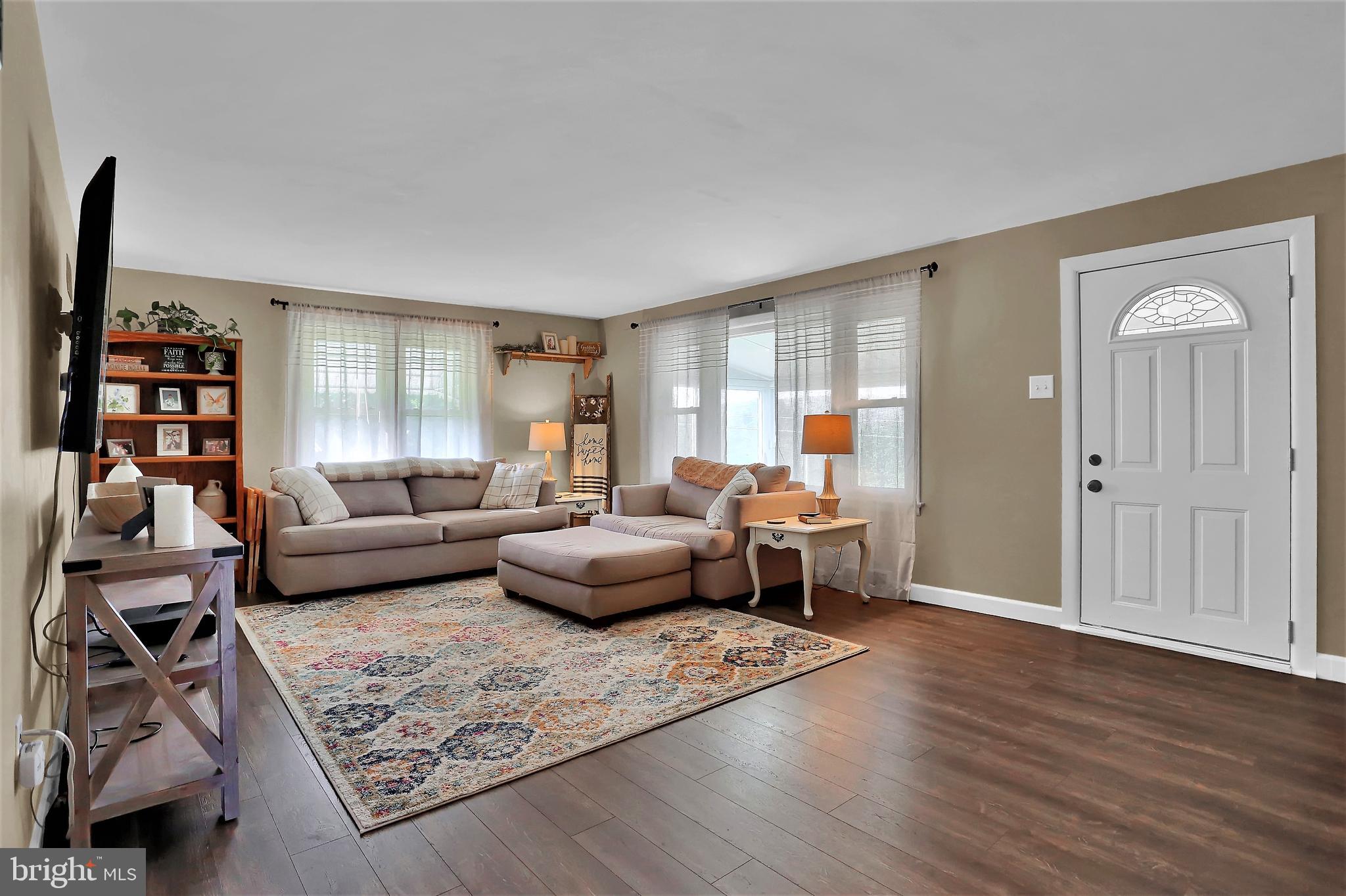 156 Big Mt Road Thomasville, PA 17364 - Photo 5 of 42 Gallery Image 5