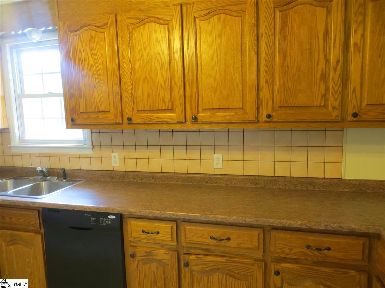 121 Riverside Drive Piedmont, SC 29673 - Photo 3 of 22 Gallery Image 3