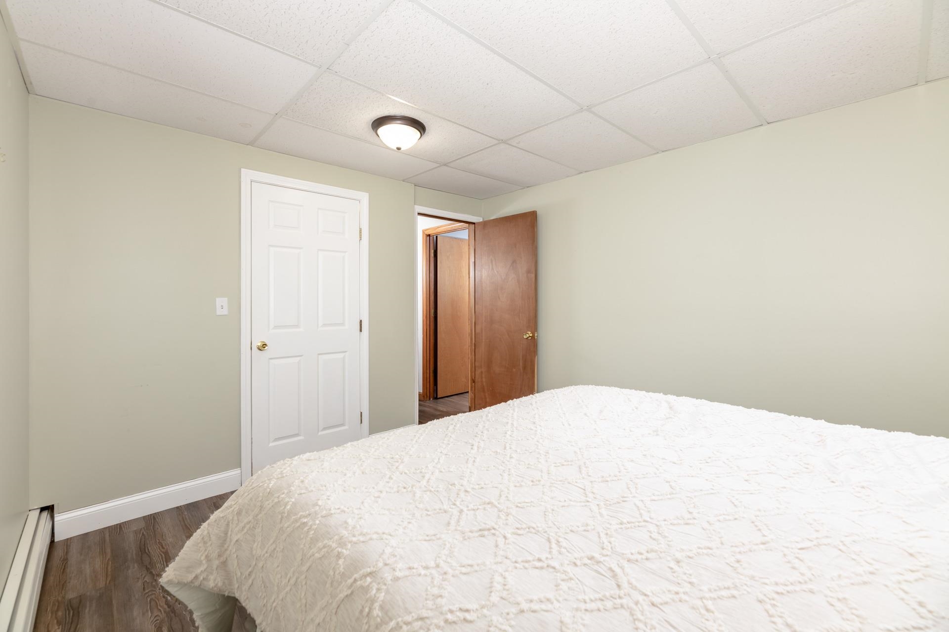 134 North Street Laconia, NH 03246 - Photo 19 of 38