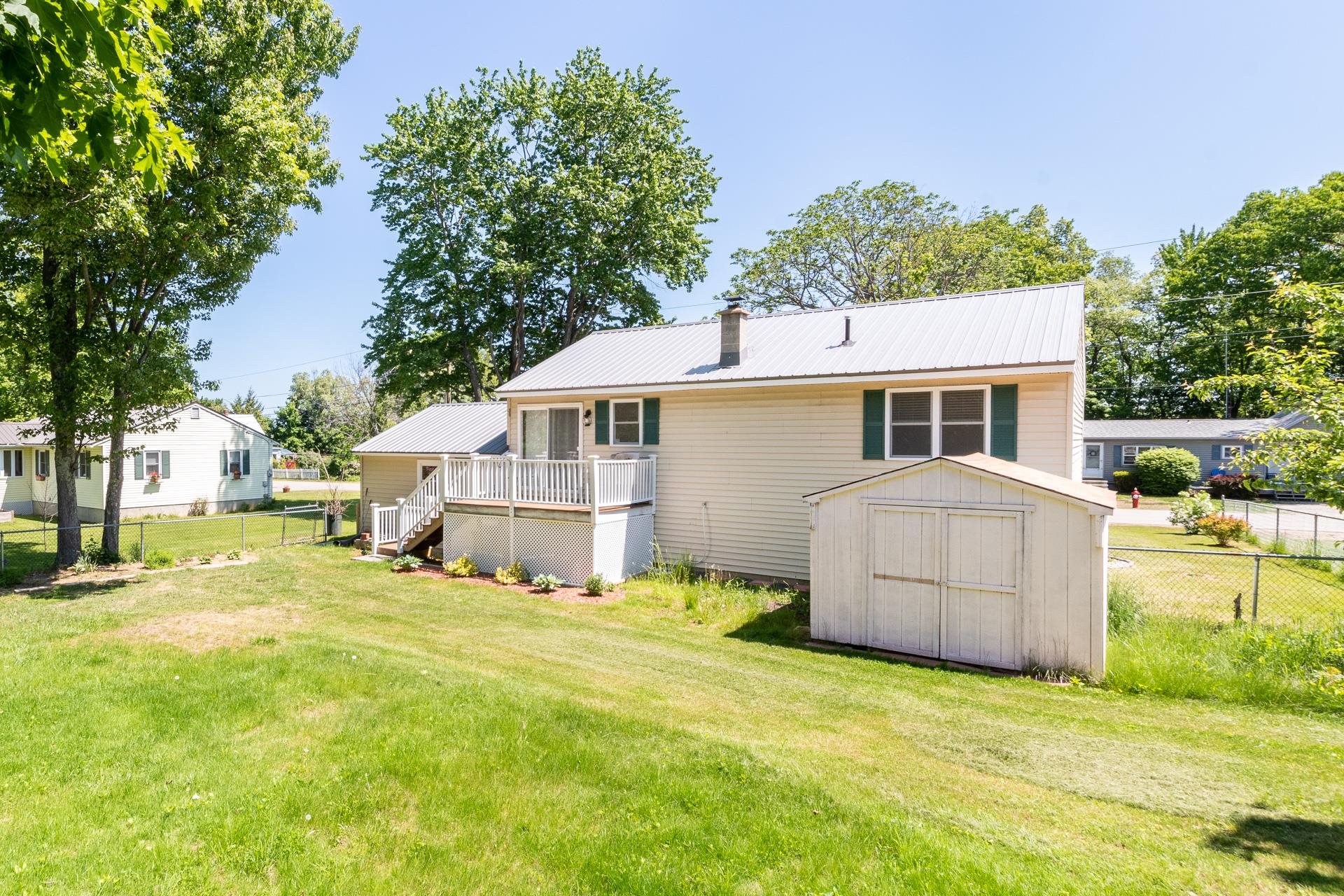 134 North Street Laconia, NH 03246 - Photo 30 of 38