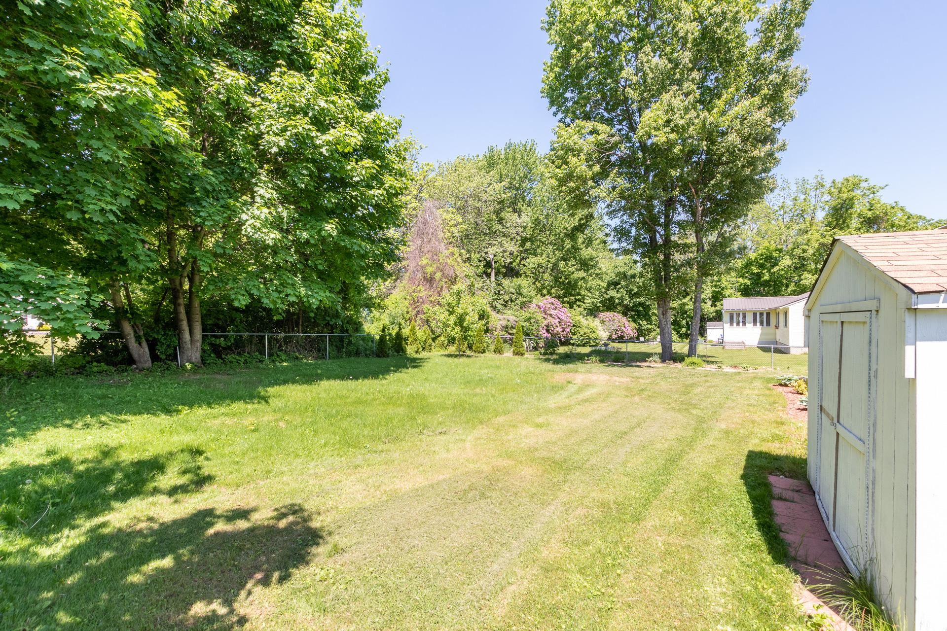 134 North Street Laconia, NH 03246 - Photo 31 of 38