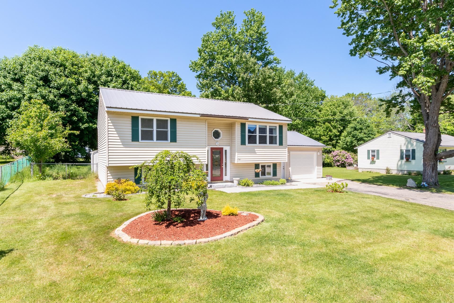 134 North Street Laconia, NH 03246 - Photo 34 of 38