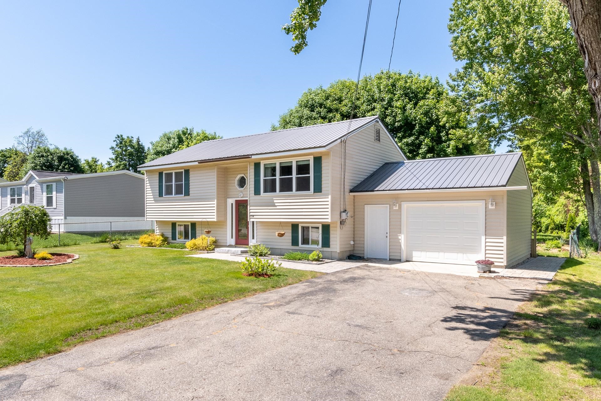 134 North Street Laconia, NH 03246 - Photo 35 of 38