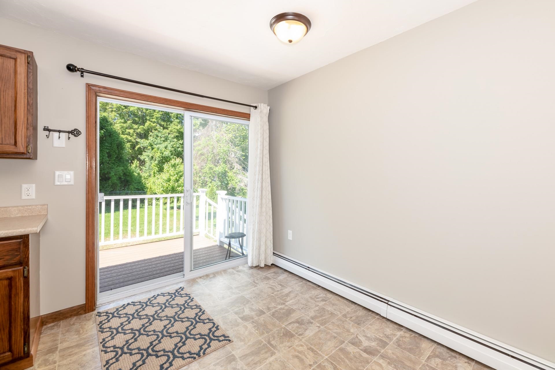 134 North Street Laconia, NH 03246 - Photo 10 of 38