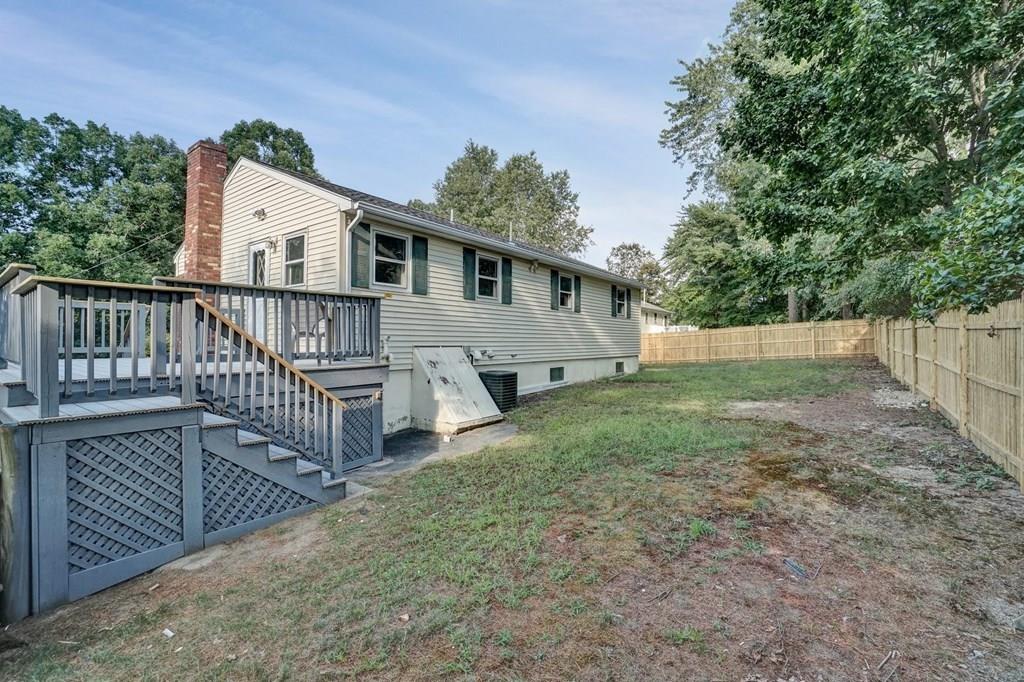 36 Oakland Road Pepperell, MA 01463 - Photo 16 of 19