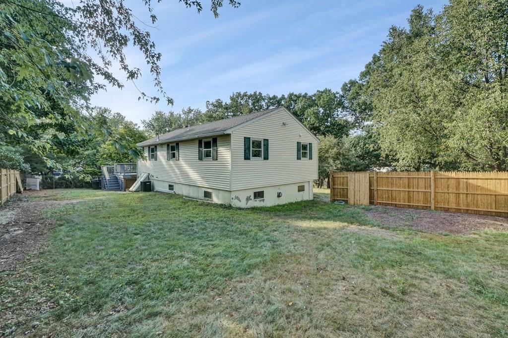 36 Oakland Road Pepperell, MA 01463 - Photo 17 of 19