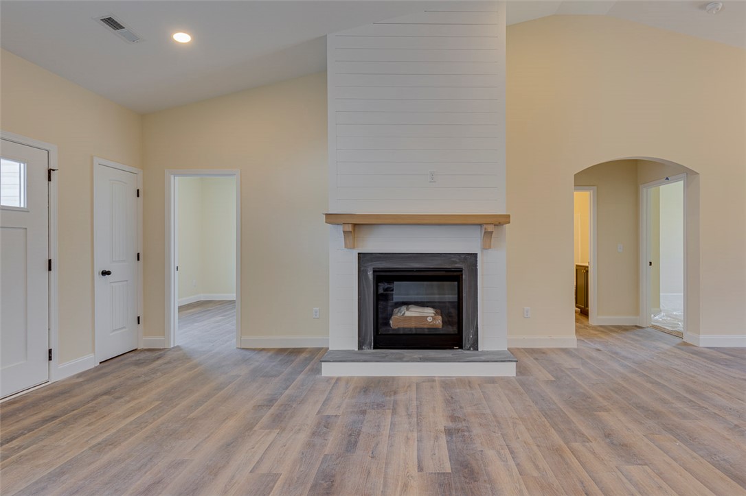 209 Old Glory Court Liberty, SC 29657 - Photo 8 of 36