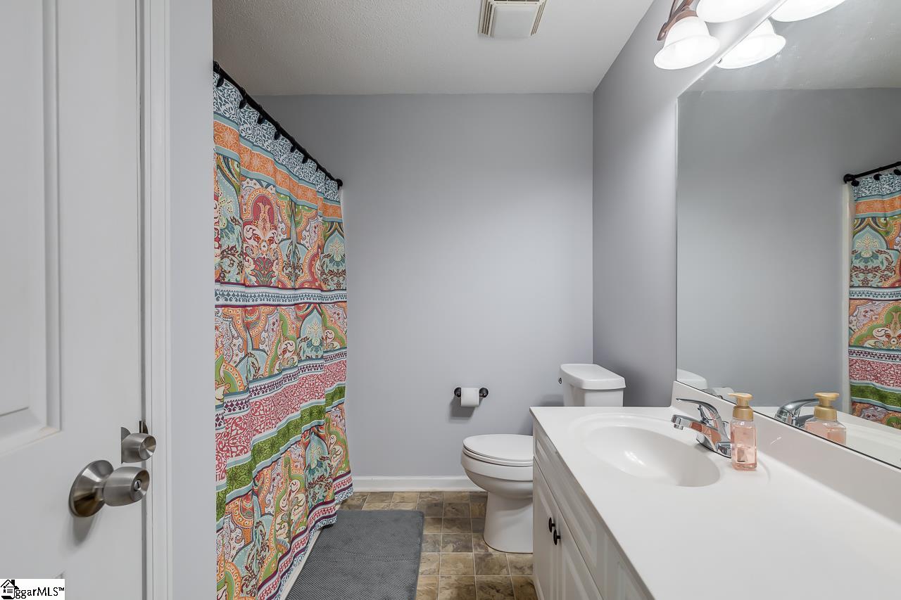 373 Berry Road Taylors, SC 29687 - Photo 23 of 26 Gallery Image 23