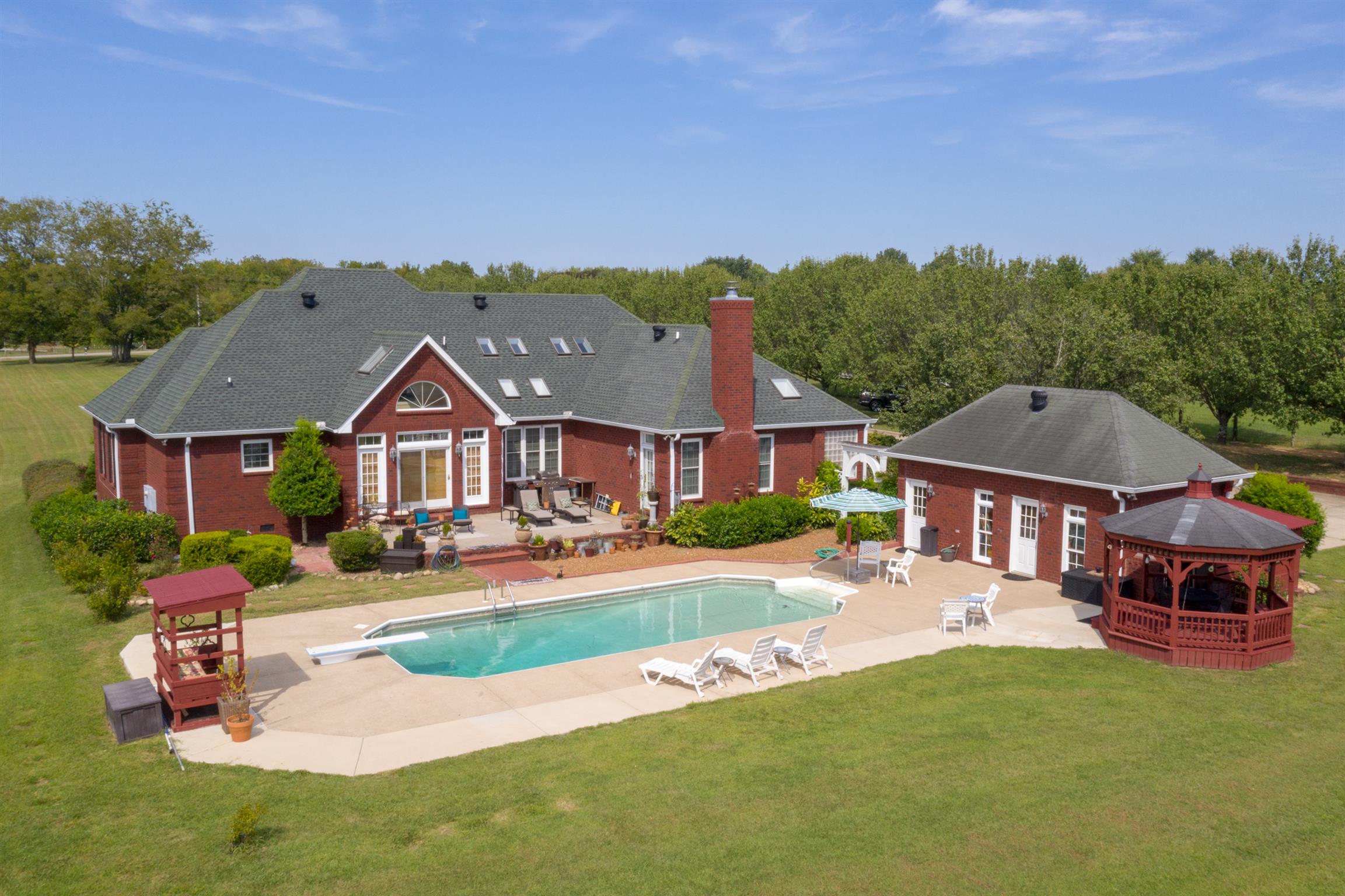2401 Franklin Road Lebanon, TN 37090 - Photo 23 of 29 an aerial view of a house