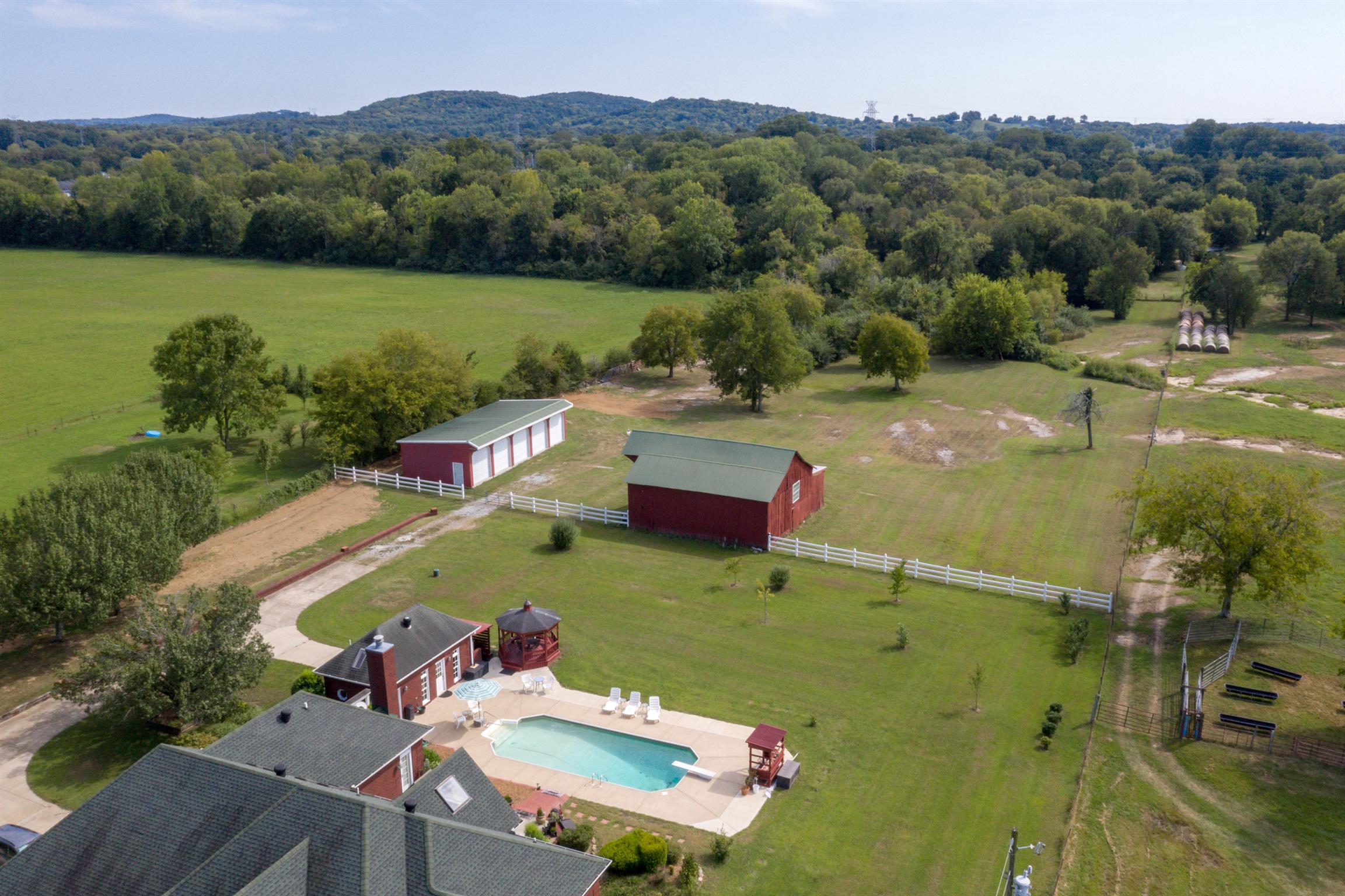 2401 Franklin Road Lebanon, TN 37090 - Photo 29 of 29 an aerial view of a house with a yard