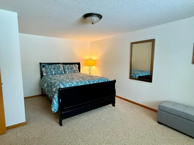 $325,000 | 125 Meadow Lane, New London, MN 56273