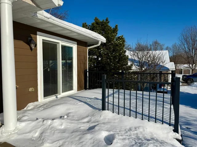 $325,000 | 125 Meadow Lane, New London, MN 56273