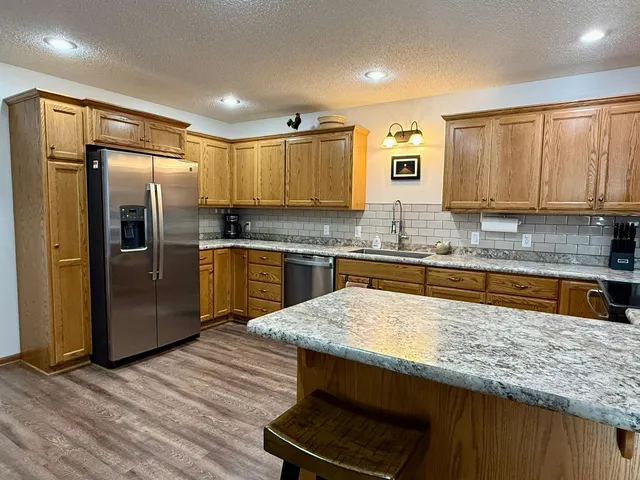 $325,000 | 125 Meadow Lane, New London, MN 56273