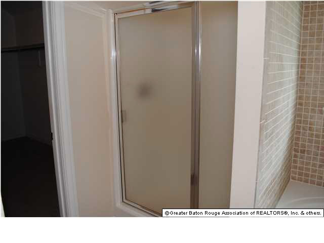 1959 Hunters Ridge Drive Baton Rouge, LA 70816 - Photo 10 of 15 Gallery Image 10