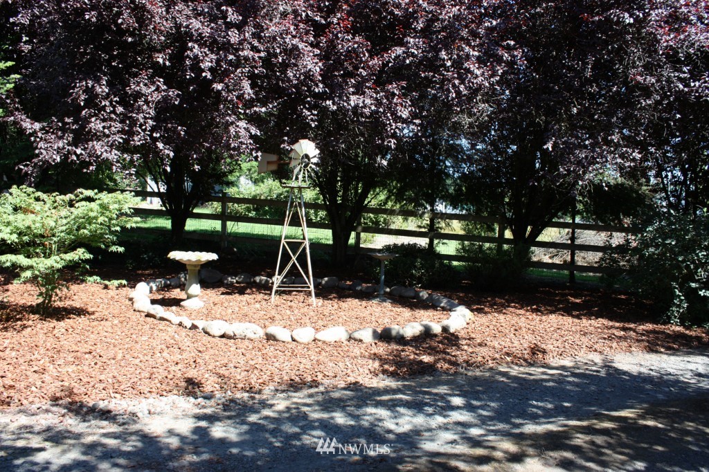 304 Studebaker Road Castle Rock, WA 98611 - Photo 3 of 20 Gallery Image 3