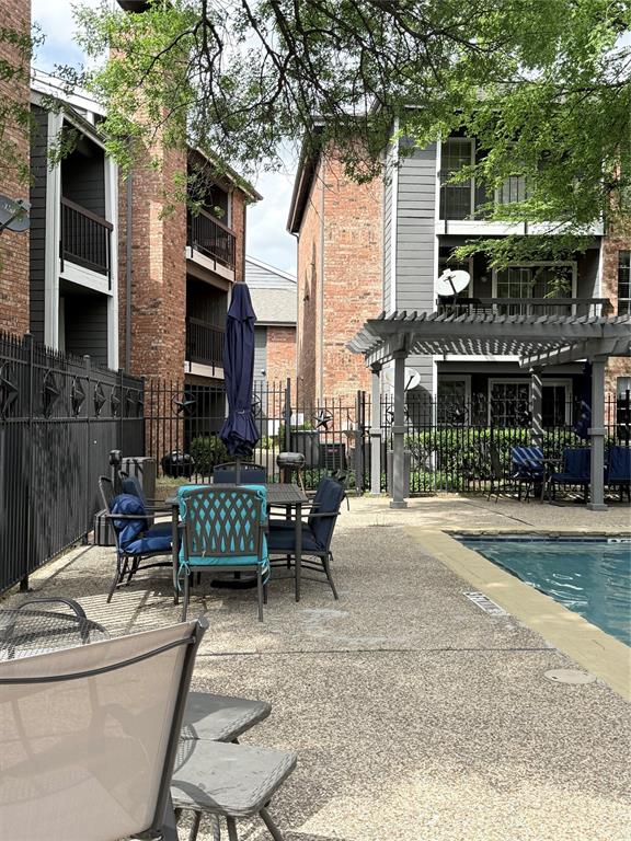 18333 Roehampton Drive, Unit 515 Dallas, TX 75252 - Photo 2 of 13